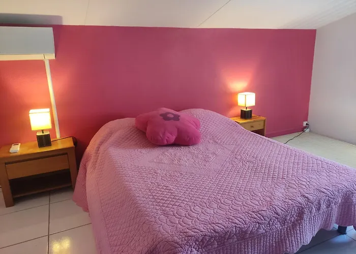 17, Cap Sauvage Au Village Naturiste