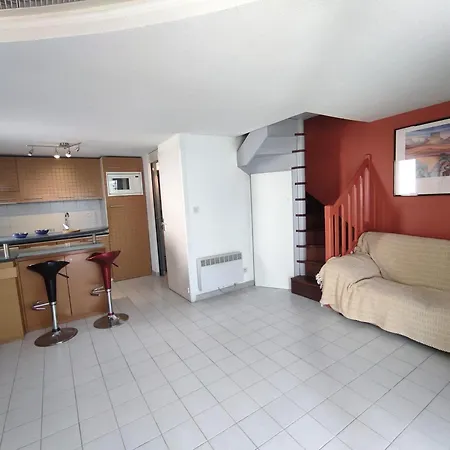 17, Cap Sauvage Au Village Naturiste